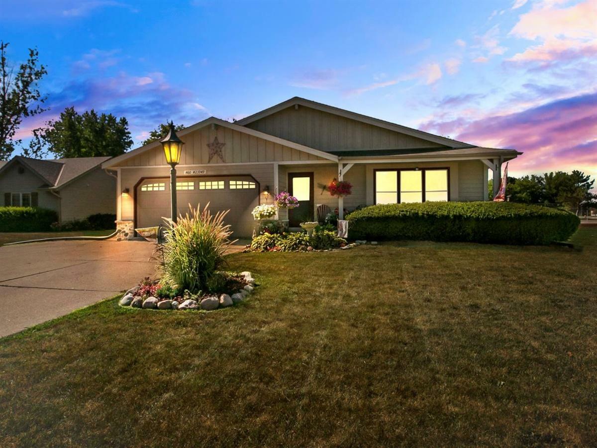 Property Photo: N60w23949 Butternut Ln WI 53089