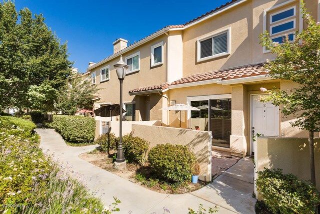 Property Photo:  25715 Wagner Way E  CA 91381 