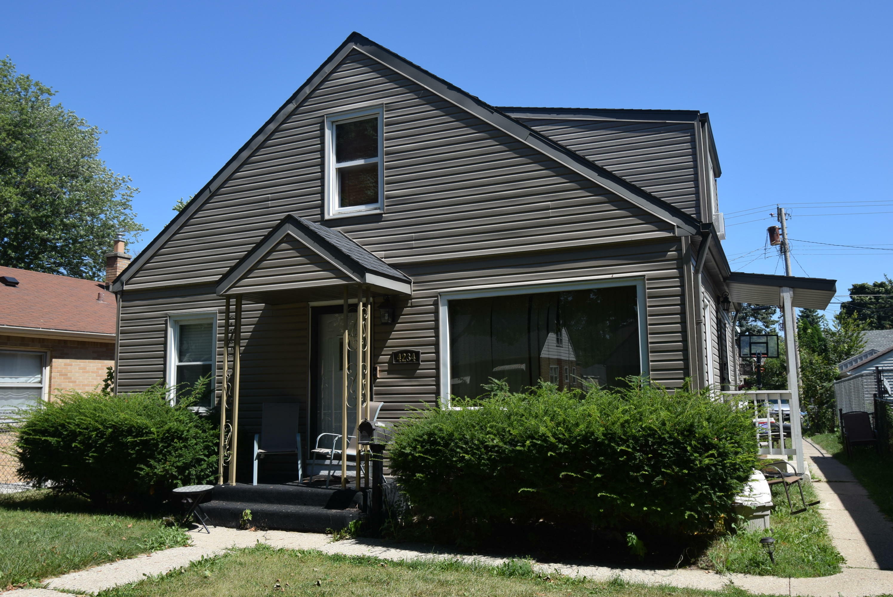 Property Photo:  4234 N 52nd St  WI 53216 