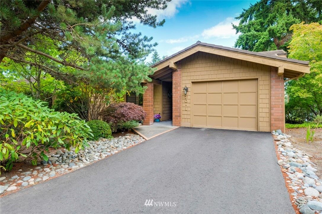 Property Photo: 70 1 Bluffs Drive WA 98368