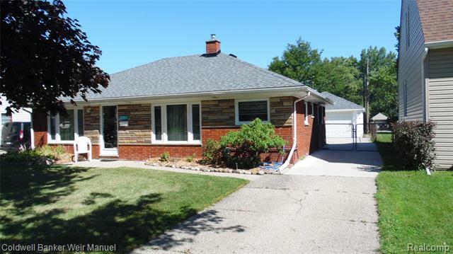 Property Photo: 22817 Raymond Street MI 48082