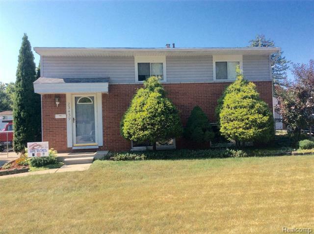 Property Photo:  23439 W Ditner Drive  MI 48173 