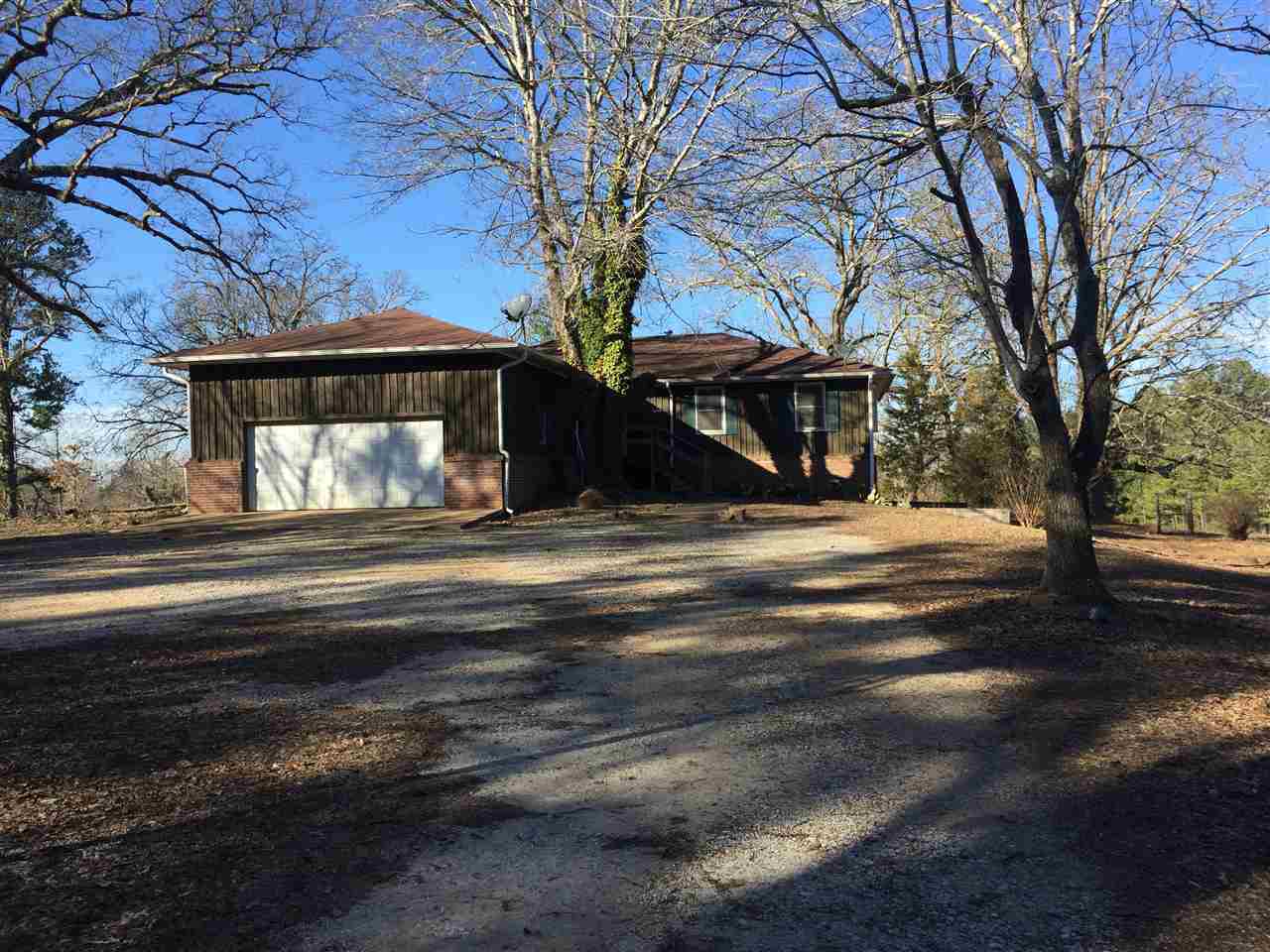 Property Photo:  292 Conner Road  TN 38334 