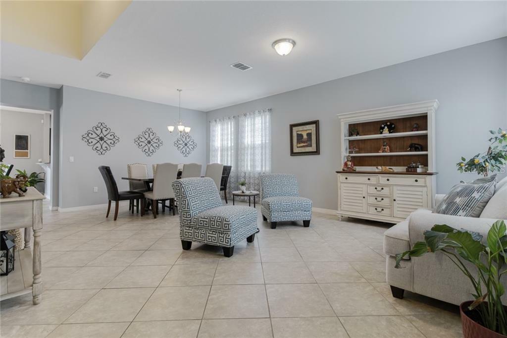 Property Photo:  16043 Yelloweyed Drive  FL 34714 