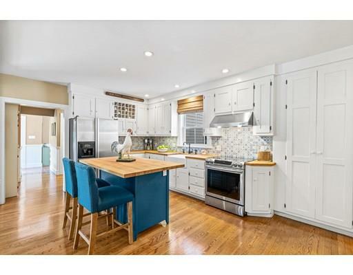 Property Photo: 10 Reservation Road MA 01810