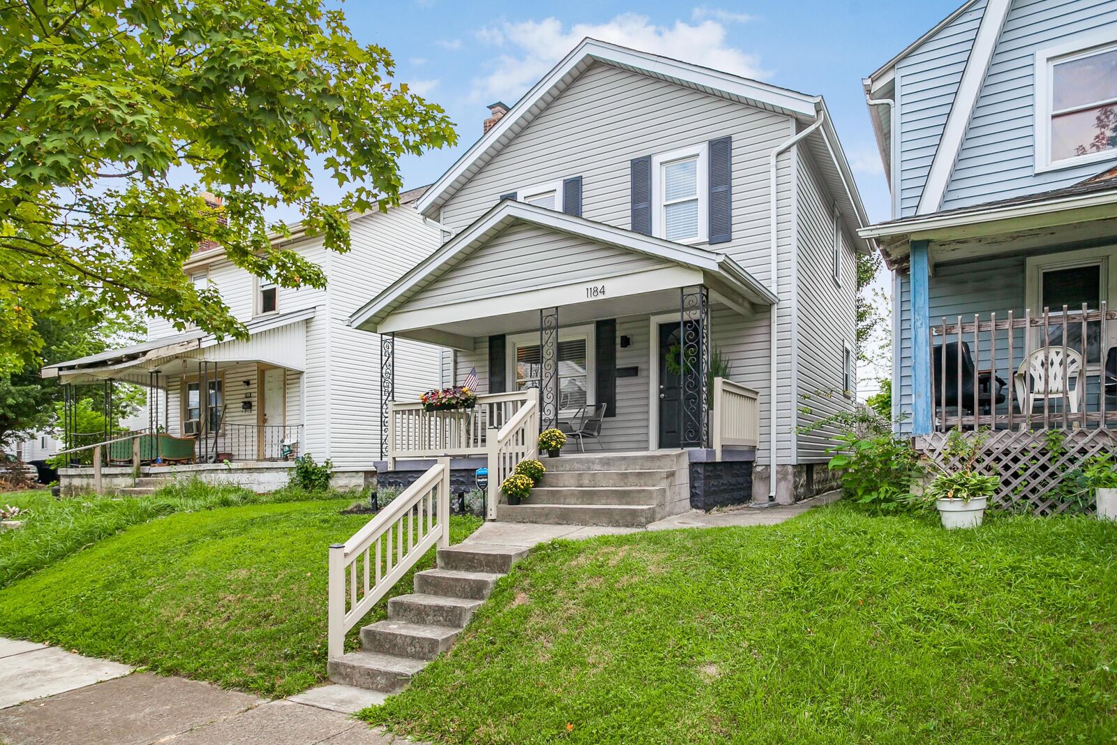Property Photo:  1184 Sidney Street  OH 43201