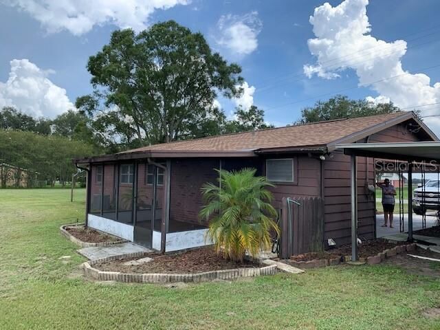Property Photo: 1002 Johnson Road FL 33566