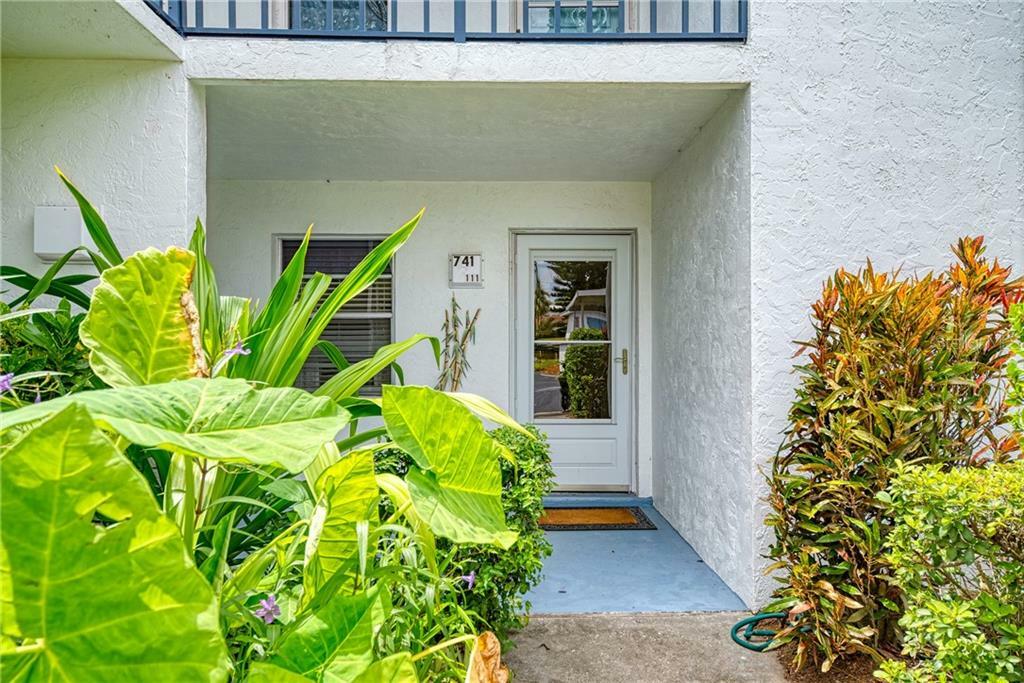 Property Photo:  741 Capri Isles Boulevard 111  FL 34292 