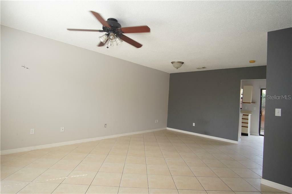 Property Photo:  3200 Oak Lawn Place 216  FL 32792 