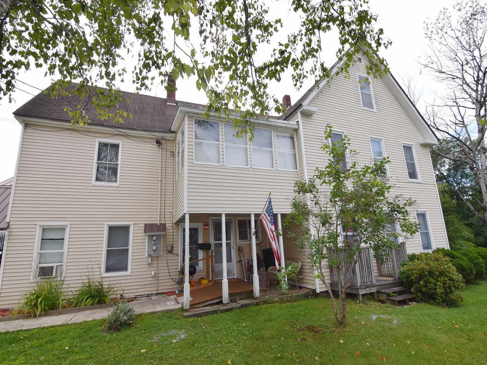 Property Photo:  26 Ely Street  NH 03561 