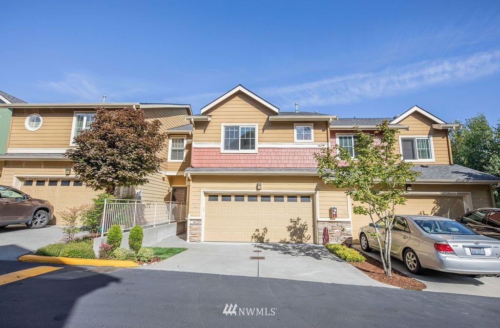 Property Photo: 18604 36th Avenue W E WA 98037