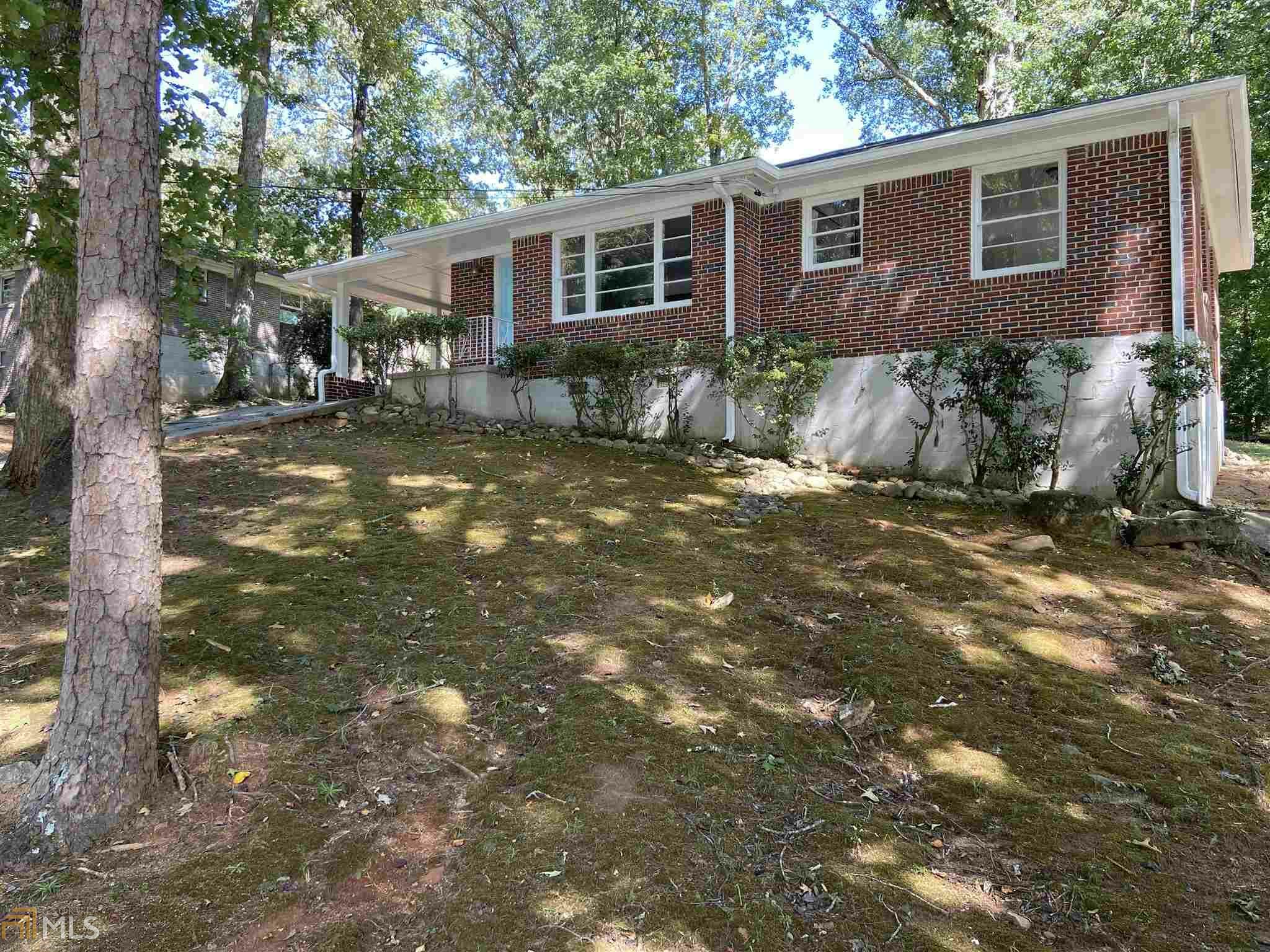 Property Photo:  2548 Riggs Dr 9  GA 30344 