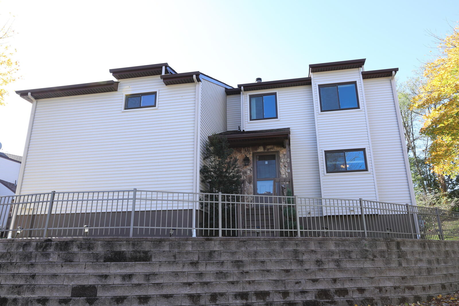 Property Photo:  2 Clavendon Court  NJ 07748 