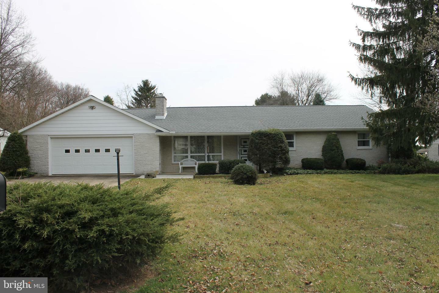 Property Photo:  334 Yeagley Road  PA 17067 