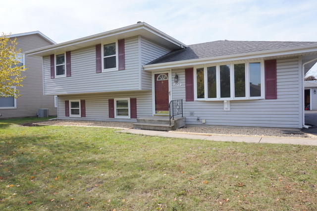 Property Photo:  2517 John Bourg Drive  IL 60586 