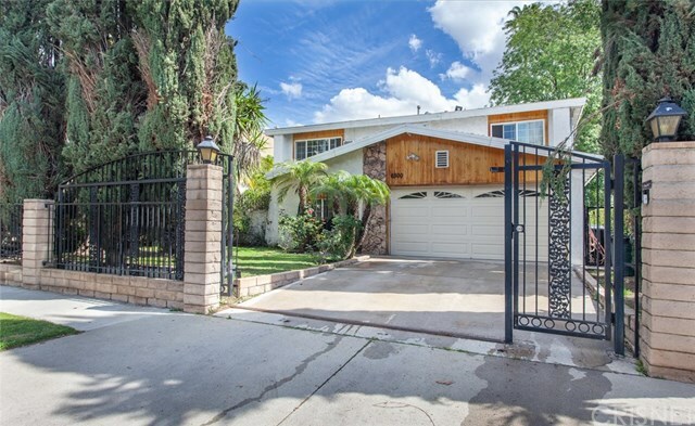 Property Photo:  6300 Ventura Canyon Avenue  CA 91401 