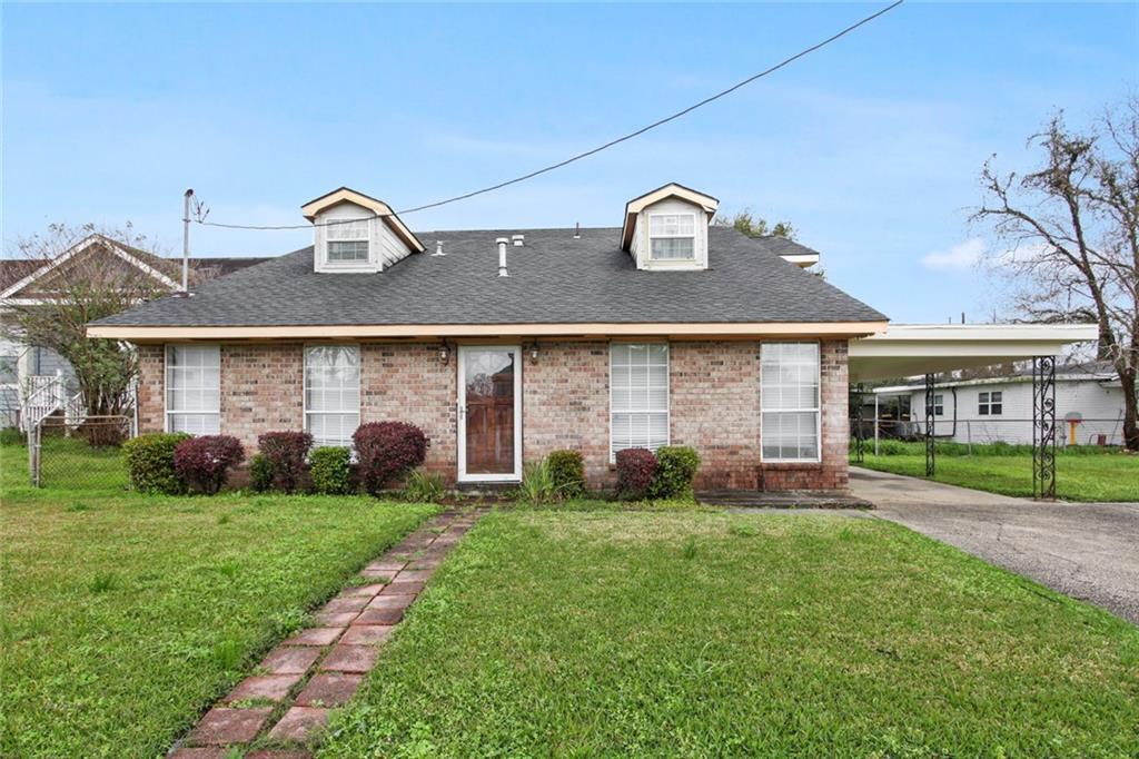 Property Photo:  5415 St. Ferdinand Drive  LA 70126 