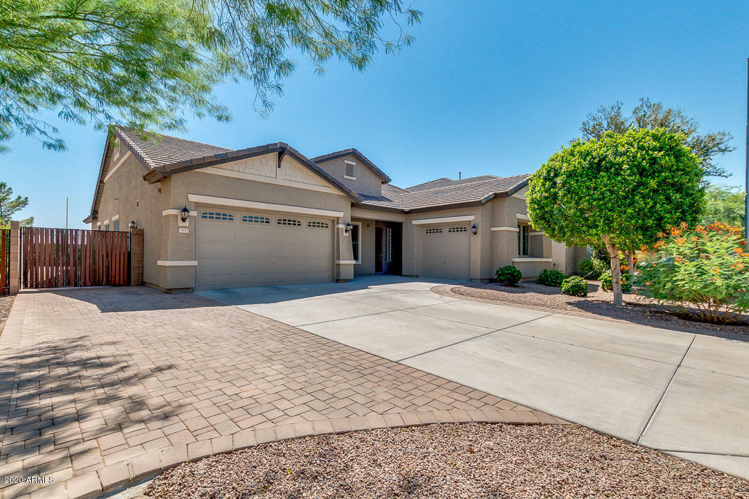 Property Photo:  13813 W Earll Drive  AZ 85392 