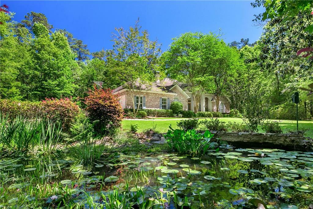 Property Photo:  109 Hawthorne Hollow Drive  LA 70447 