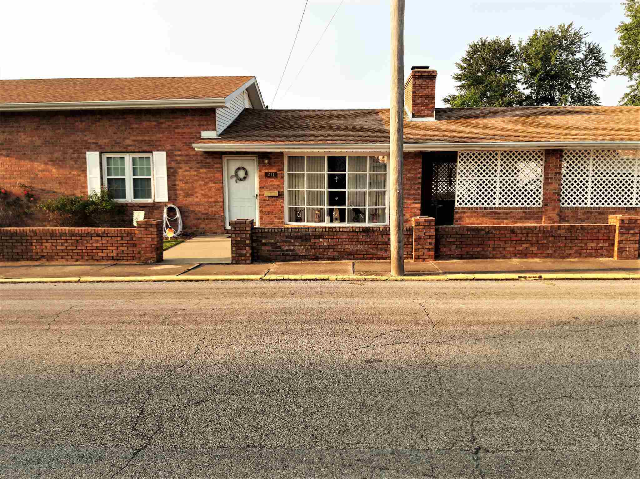 Property Photo:  211 W Sycamore Street  IN 47601 