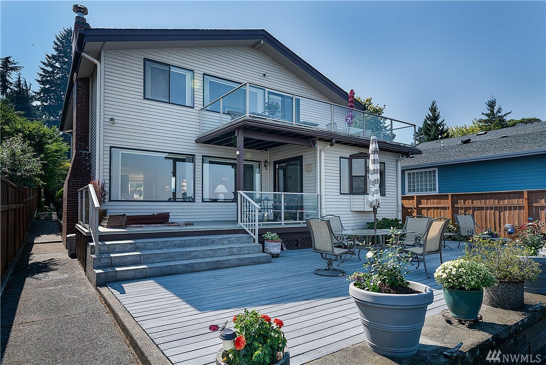 Property Photo: 11220 Rainier Ave S WA 98178