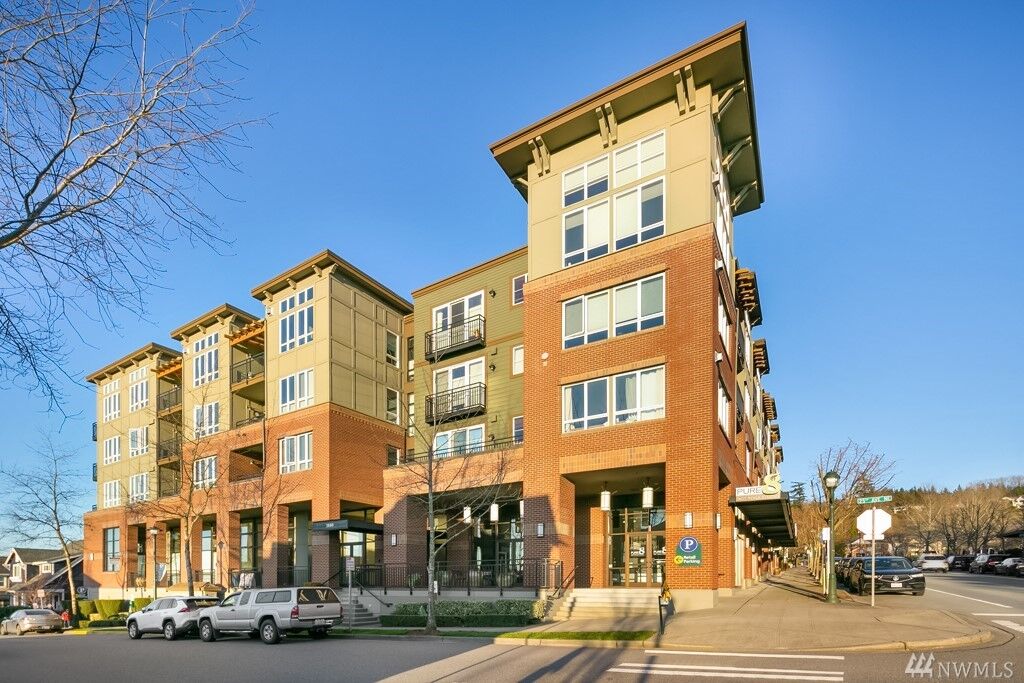 Property Photo: 1880 25th Ave NE N209 WA 98029