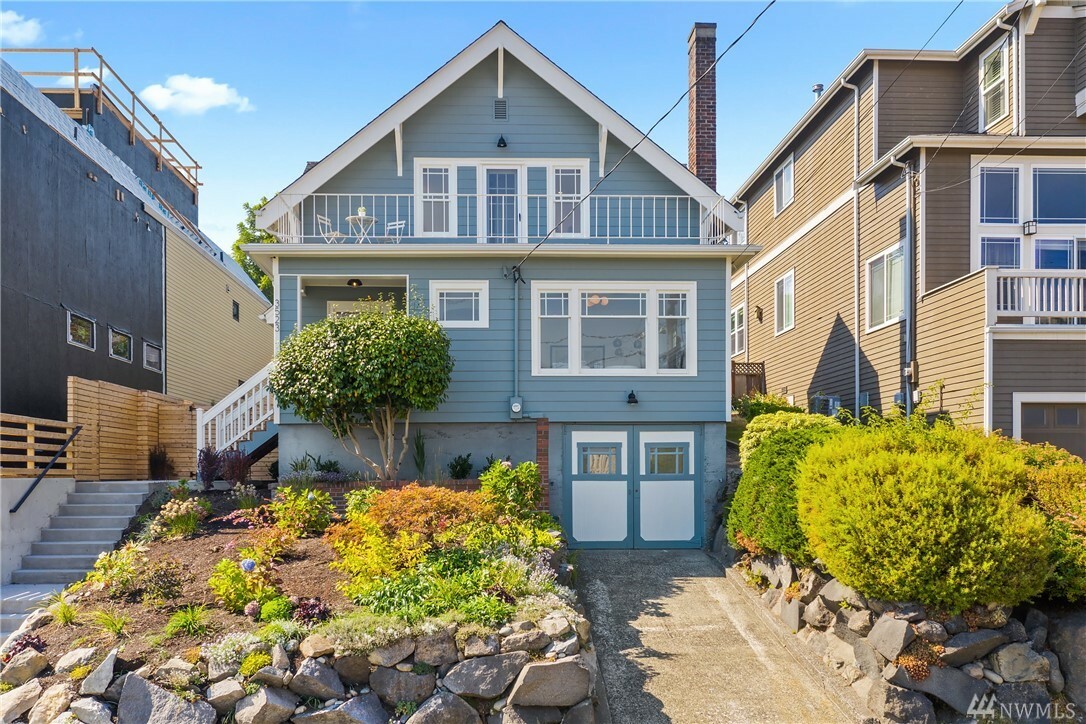 Property Photo: 3523 Bagley Ave N WA 98103