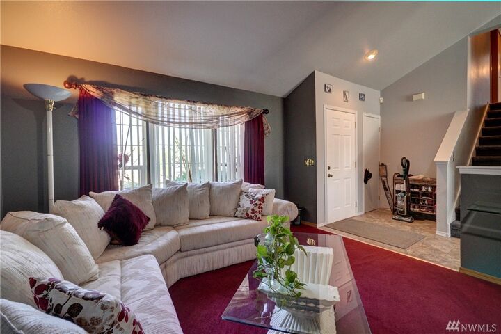 Property Photo: 1522 198th Street E WA 98387