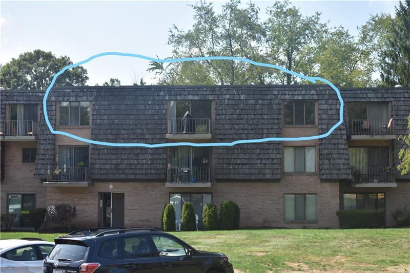 Property Photo: 1335 Forest Green Drive PA 15108