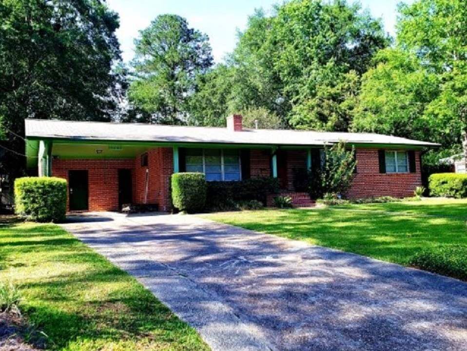 Property Photo:  1230 Circle Drive  FL 32301 