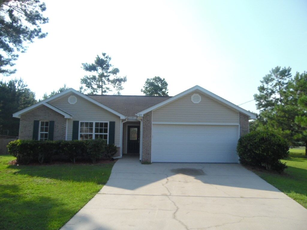 Property Photo: 325 Slash Lane FL 32343