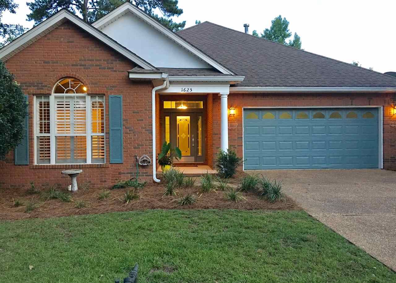 Property Photo:  1625 New Legend Ct  FL 32312 