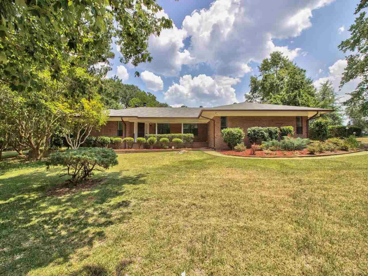 Property Photo:  3811 Longford Drive  FL 32309 