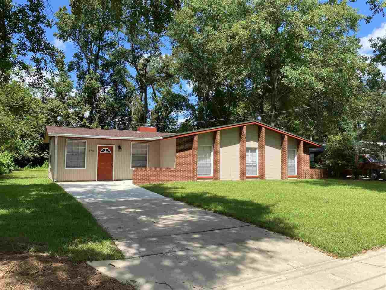 Property Photo:  2912 Harwood Street  FL 32301 