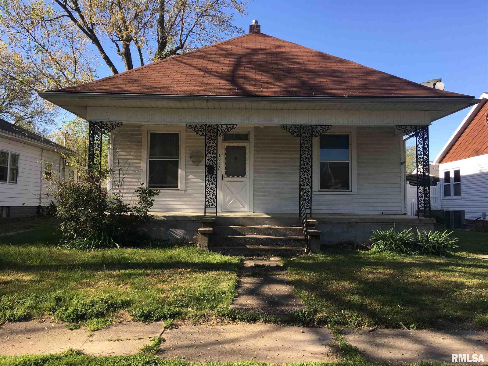 Property Photo:  1912 Hardy  IL 62966 