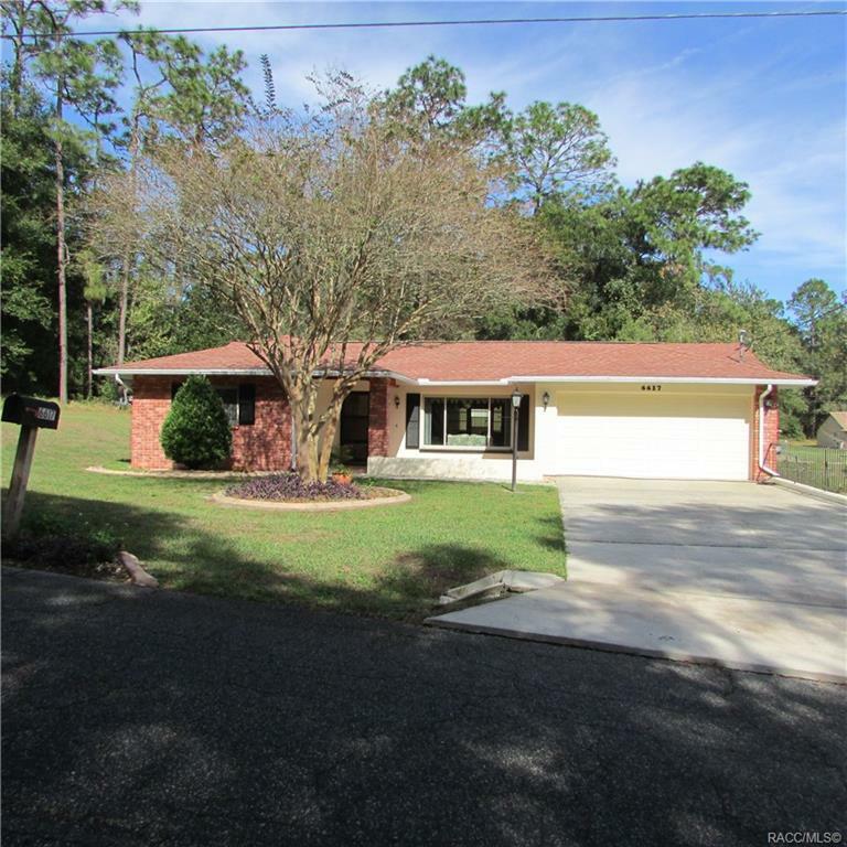 Property Photo:  6617 E Haynes Lane  FL 34452 