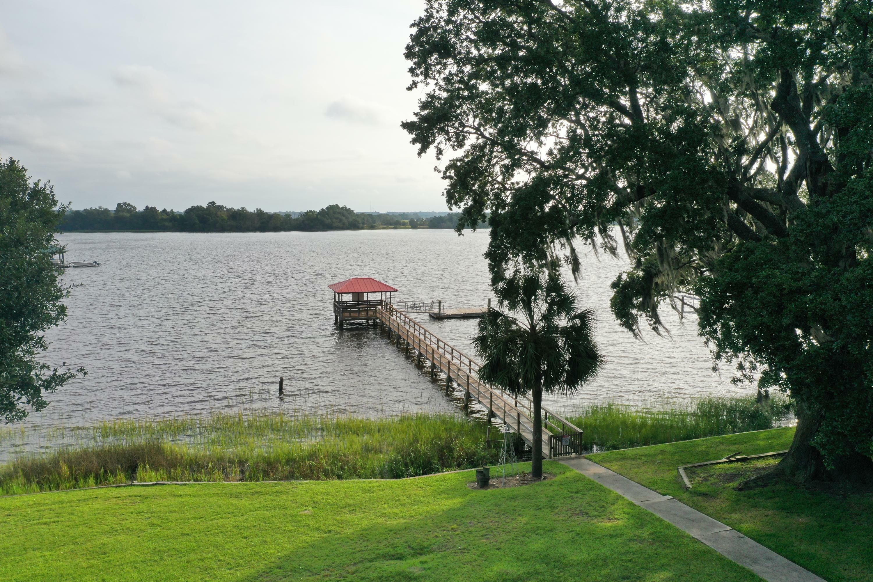 Property Photo:  975 River Road   29455 