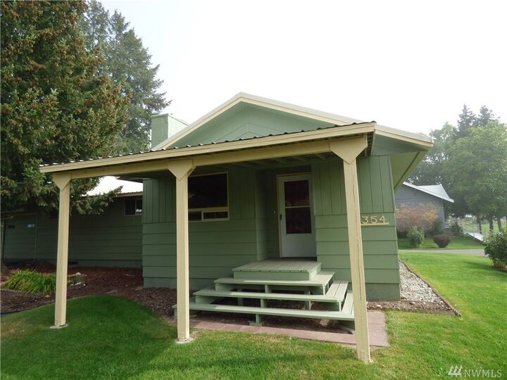 Property Photo:  354  Oak Street  WA 98841 