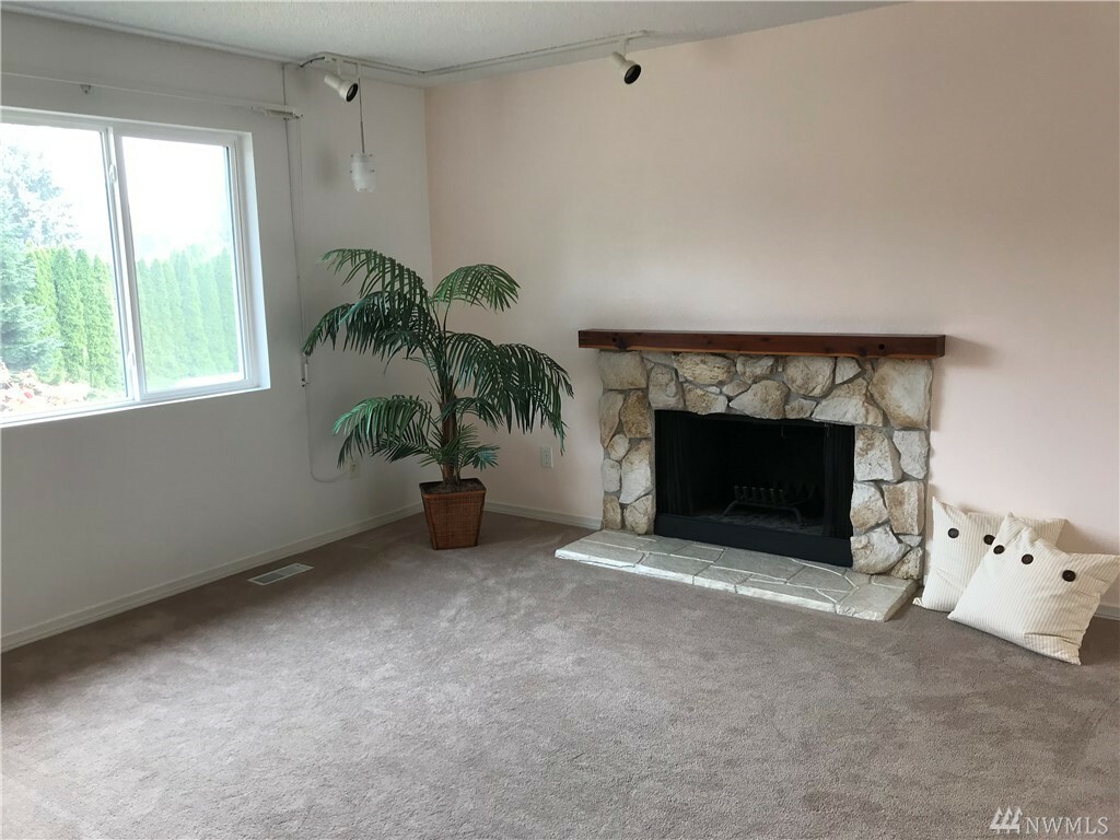 Property Photo: 16904 23rd Ave SE WA 98012