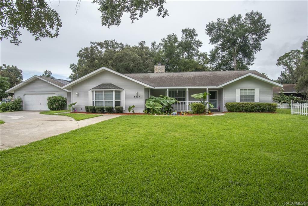 Property Photo: 6233 W Pinedale Circle FL 34429