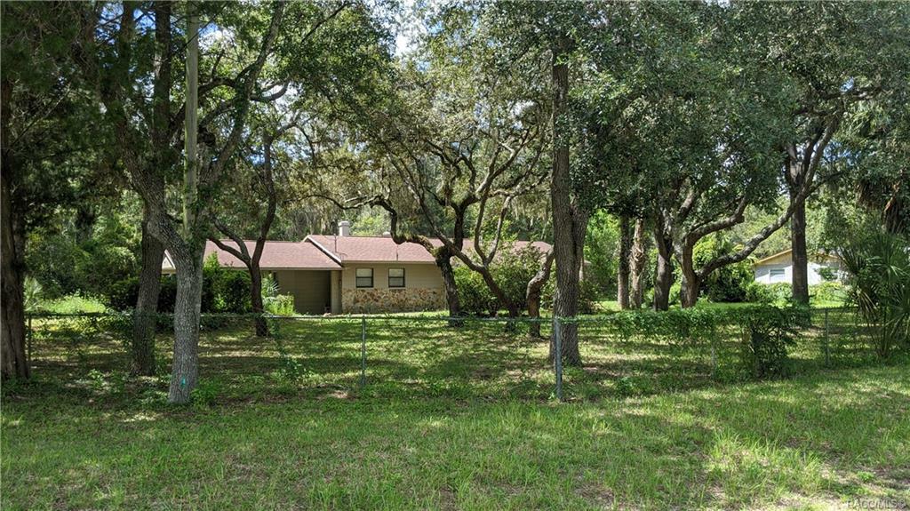 Property Photo:  174 S Rock Crusher Road  FL 34429 