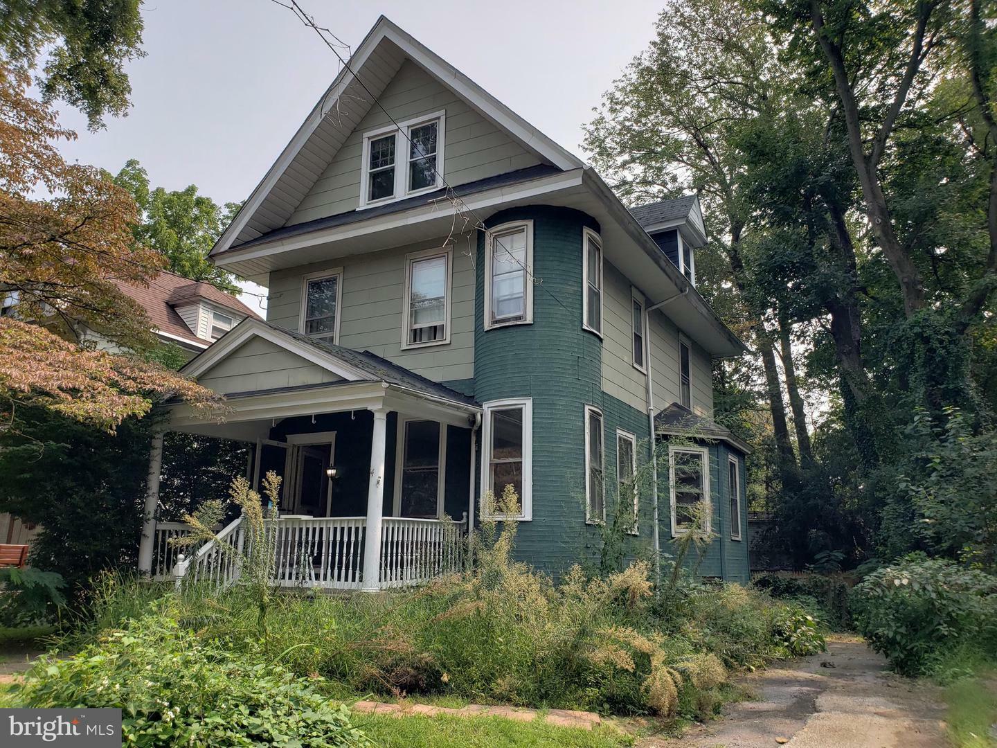 Property Photo: 64 W Greenwood Avenue PA 19050
