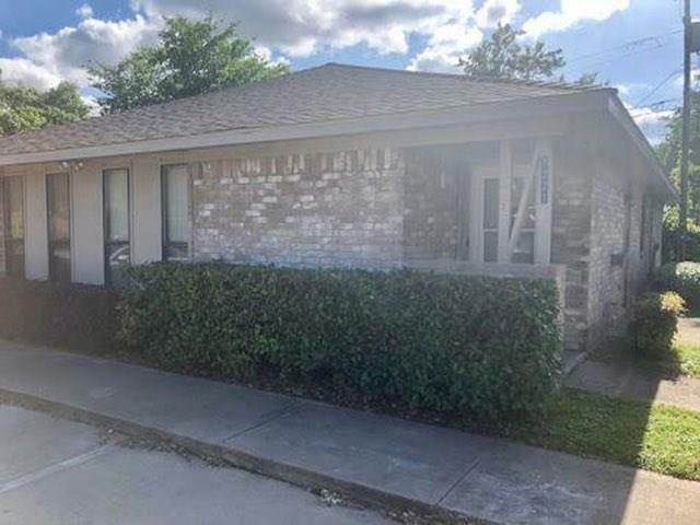 Property Photo: 1221 Homeplex Court TX 75060