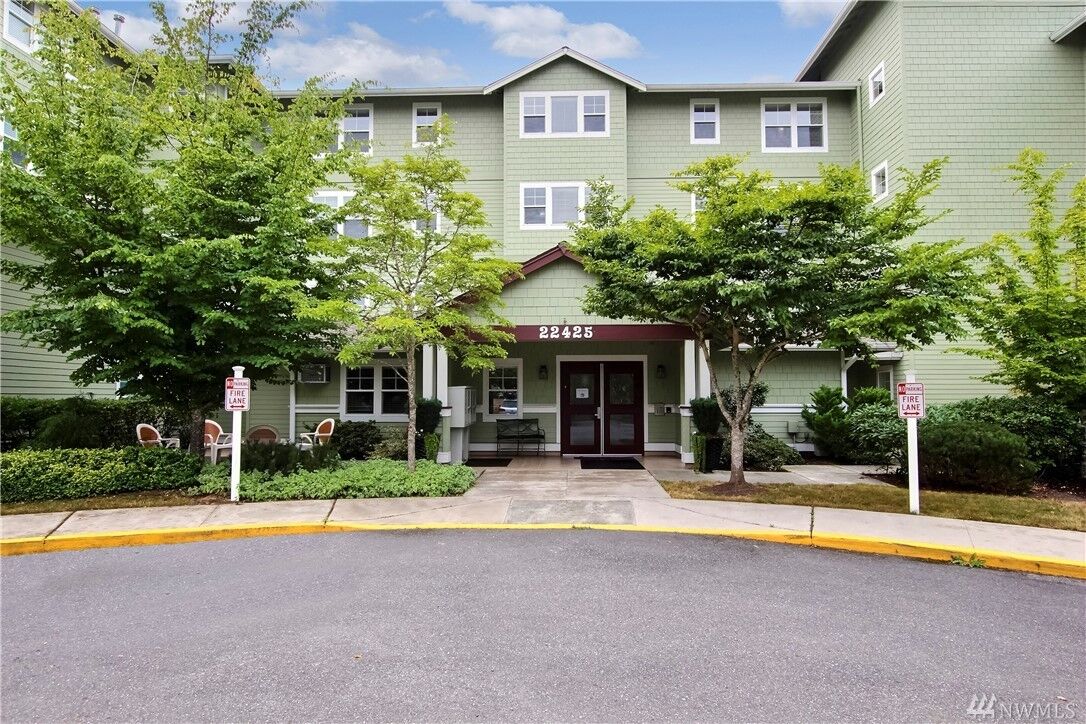 Property Photo:  22425 SE Highland Lane 205  WA 98029 