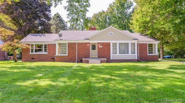 Property Photo:  23965 Lee Baker Drive  MI 48075 