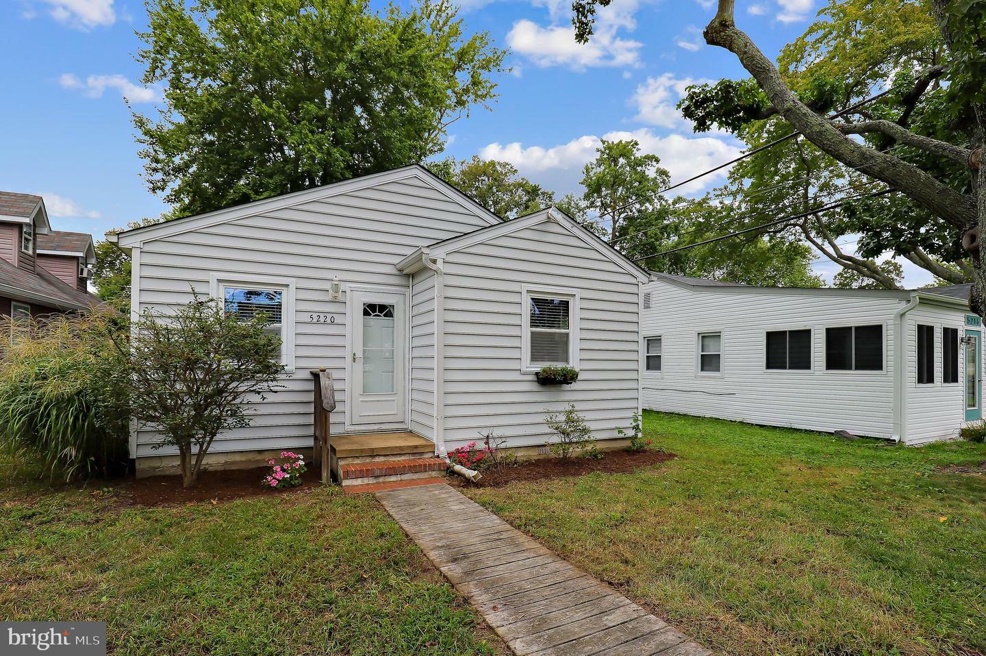 Property Photo:  5220 Al Jones Drive  MD 20764 