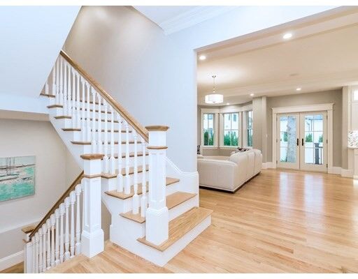 Property Photo:  48 Walnut Park 1  MA 02458 