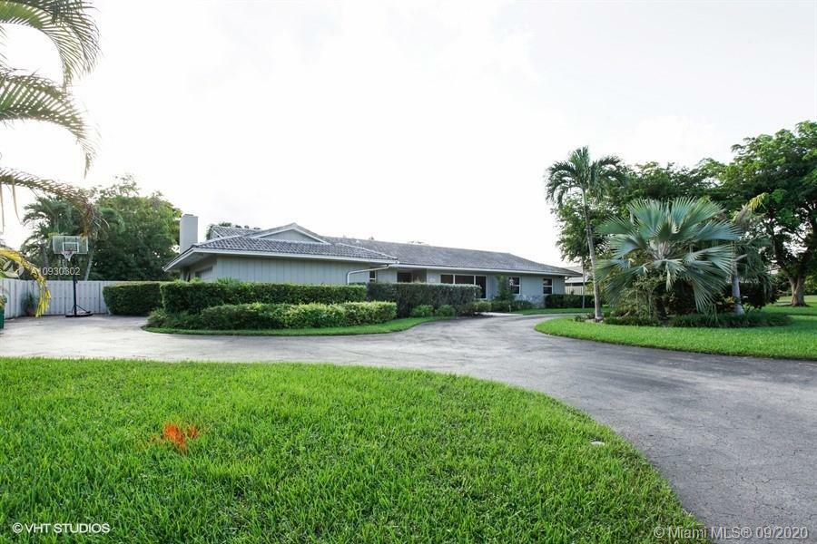Property Photo: 10320 SW 88th Ave FL 33176