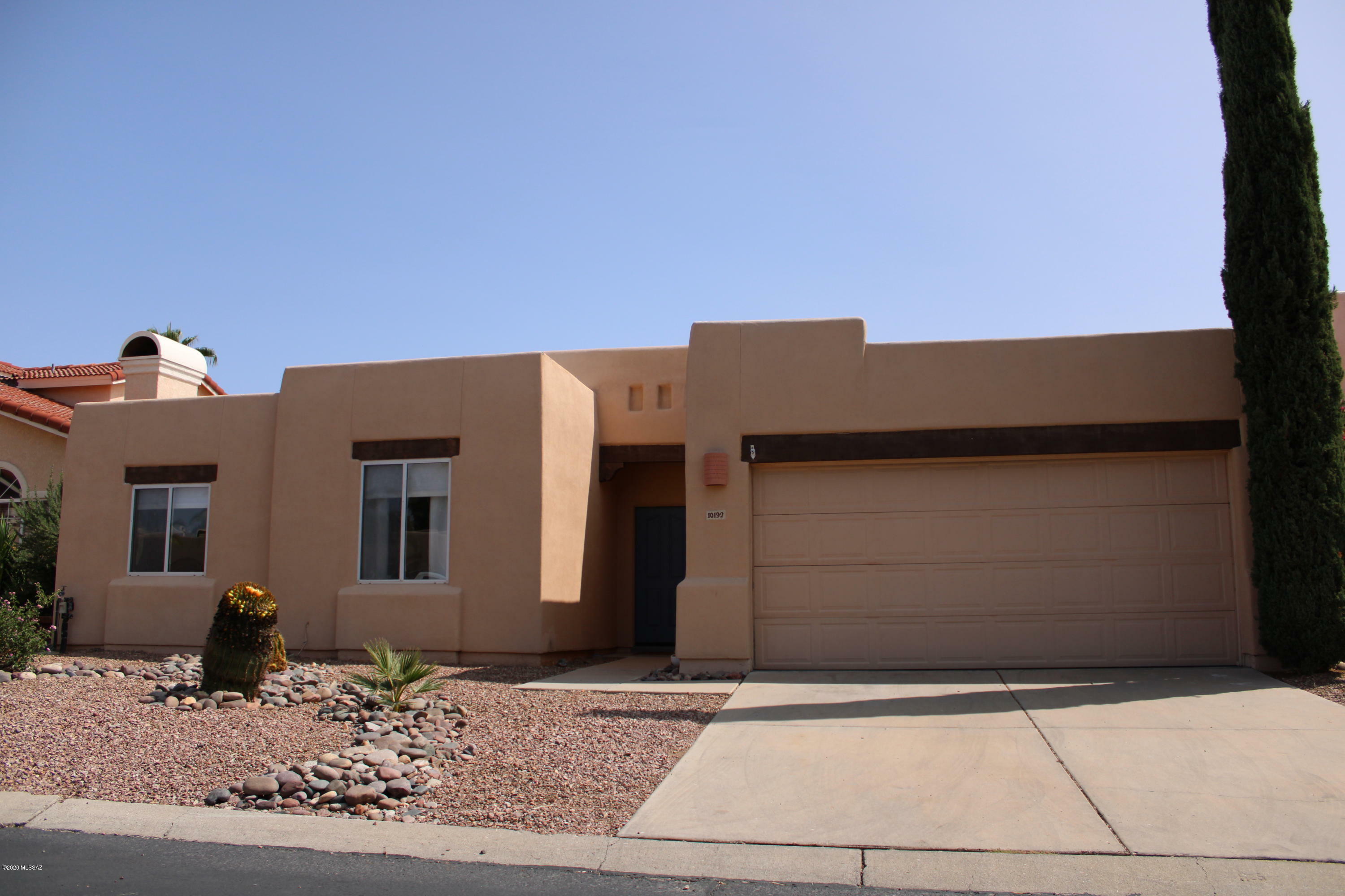 Property Photo:  10192 N Tarheel Place  AZ 85737 