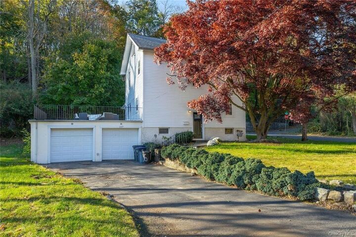 107 Valley Road  White Plains NY 10604 photo